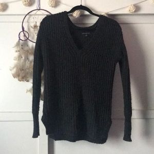 💕 Charcoal Gray American Eagle Sweater 💕